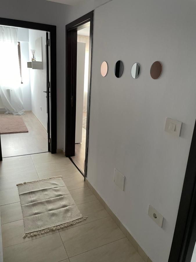 The Mirror - Quiet & Friendly Place In Copou Διαμέρισμα Ιάσιο Εξωτερικό φωτογραφία